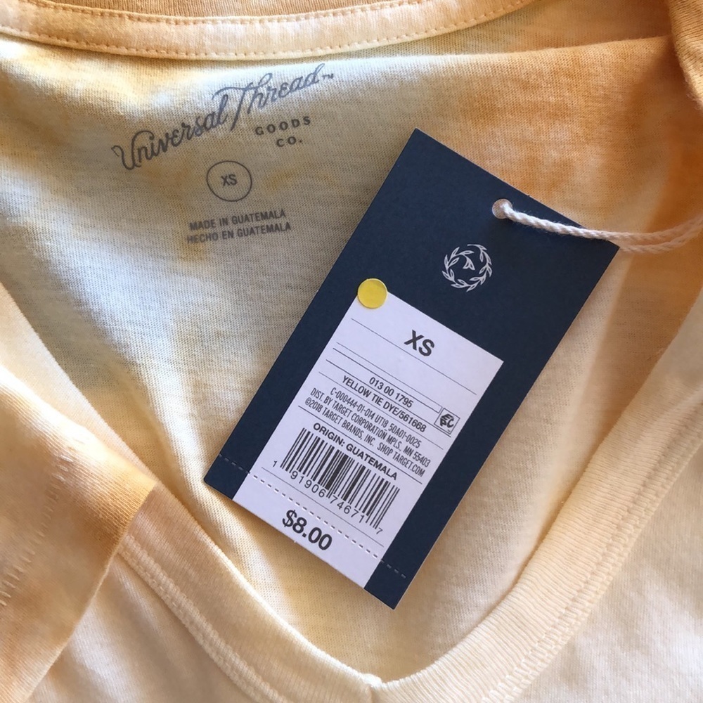 Universal Thread V-Neck - Picture 5 of 6